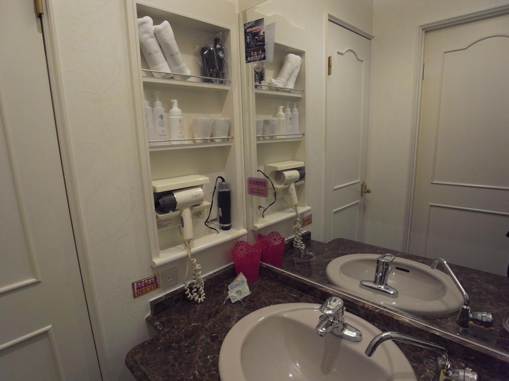 ホテル カルネヴァール 男塾ホテルグループ (Adults Only) Химедзи Экстерьер фото
