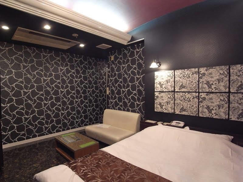 ホテル カルネヴァール 男塾ホテルグループ (Adults Only) Химедзи Экстерьер фото